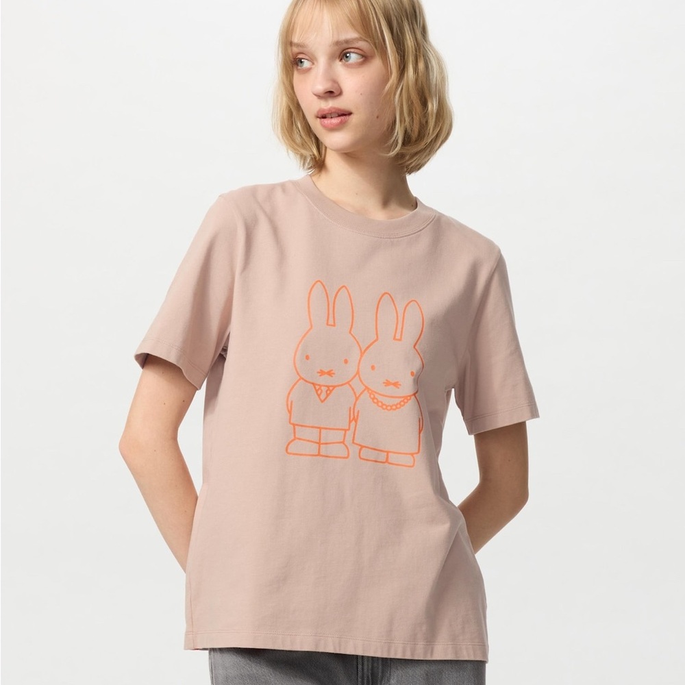 Miffy🐰T-Shirt in Beige by Uniqlo sz Large
